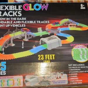 Flexible Glow Tracks with Light-Up Cars